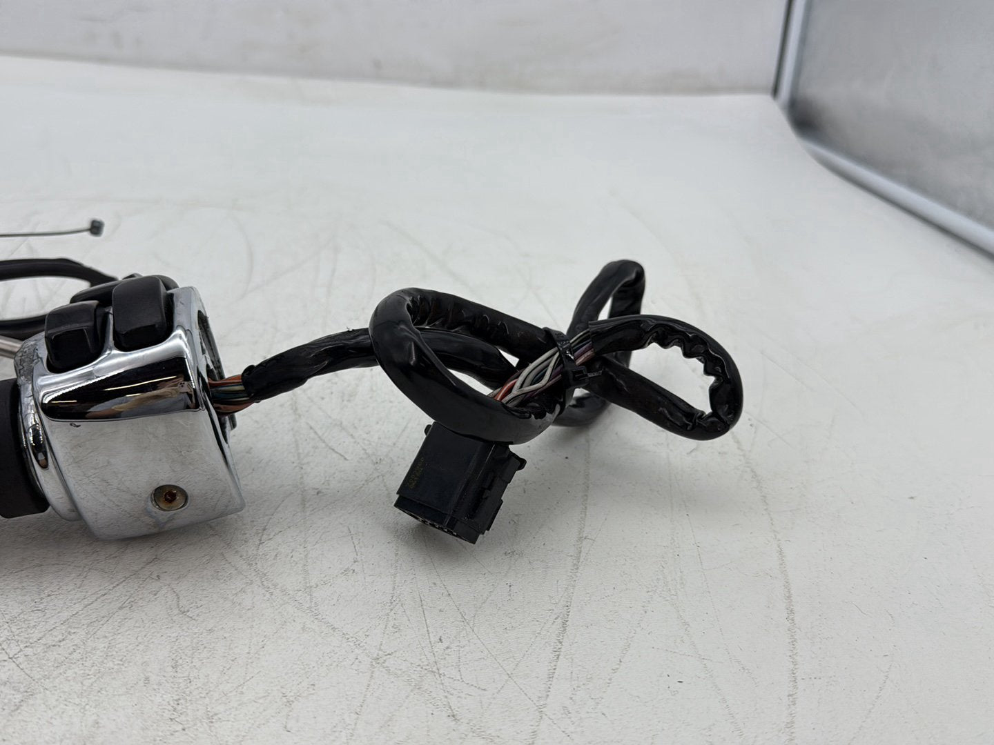 2000 Harley Touring Electra Ultra OEM Right Engine Start Kill Switches Controls