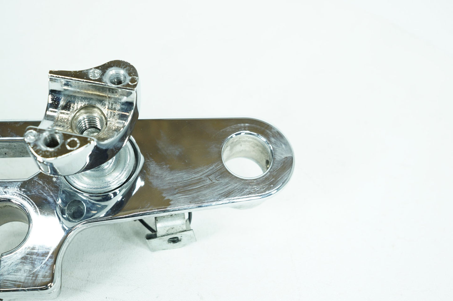 2000 - 2006 Harley-Davidson Softail Fat Boy Front Fork Upper Triple Tree 45456-86B