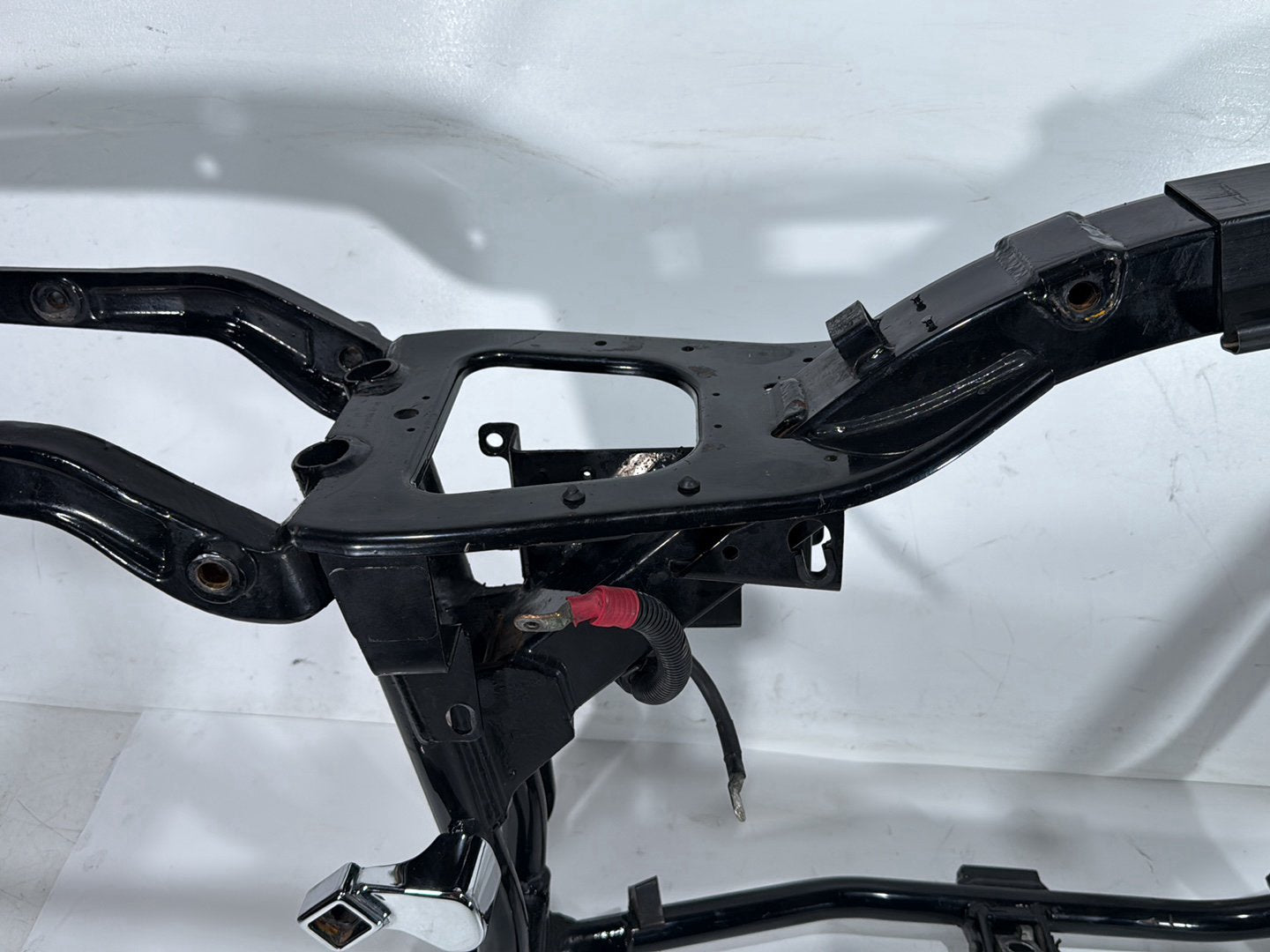 2000 Harley Dyna FXDWG Wide Glide OEM Body Main Frame Chassis CLN CLR