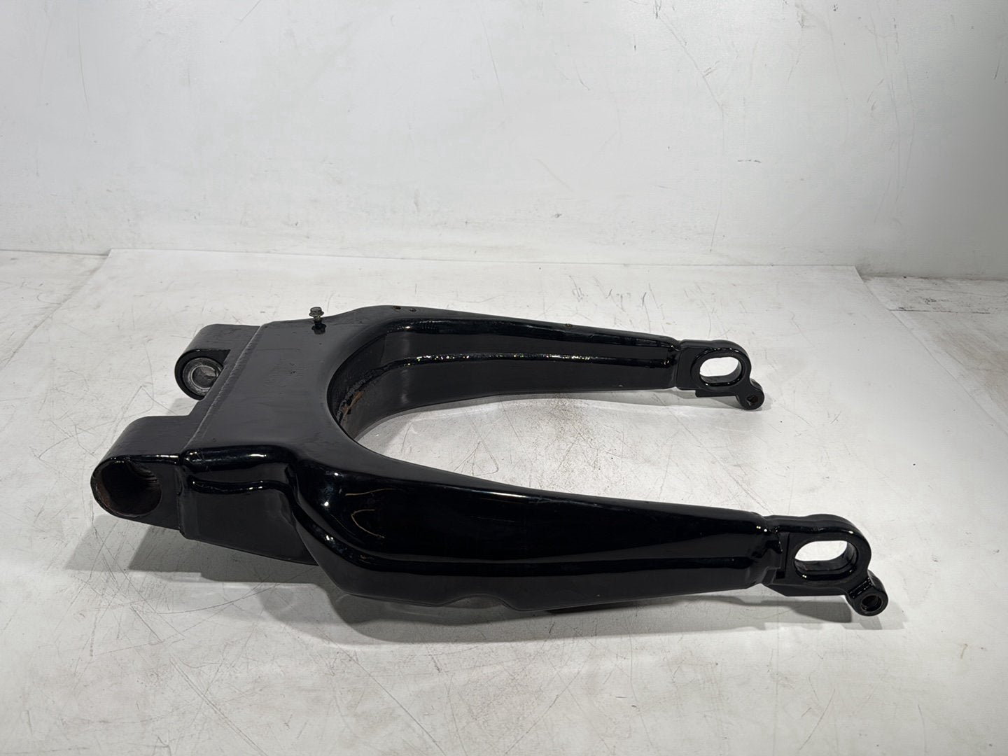 2015 Harley Road Glide Touring FLTRXS OEM Rear Fork Swingarm Swing Arm