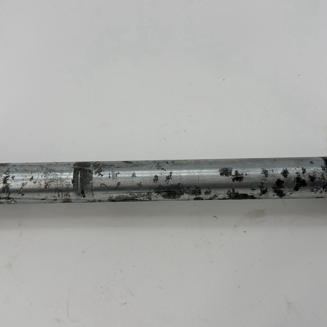 2008 - 2016 Harley-Davidson Touring Street Glide Rear Wheel Axle Bolt Shaft 43000002