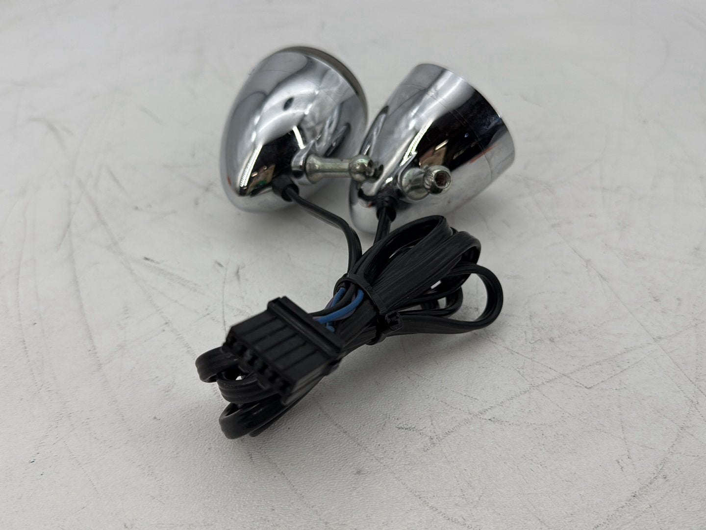 2004 - 2013 Harley-Davidson Sportster 1200 Custom Front Left Right Turn Signal Indicators 68972-00