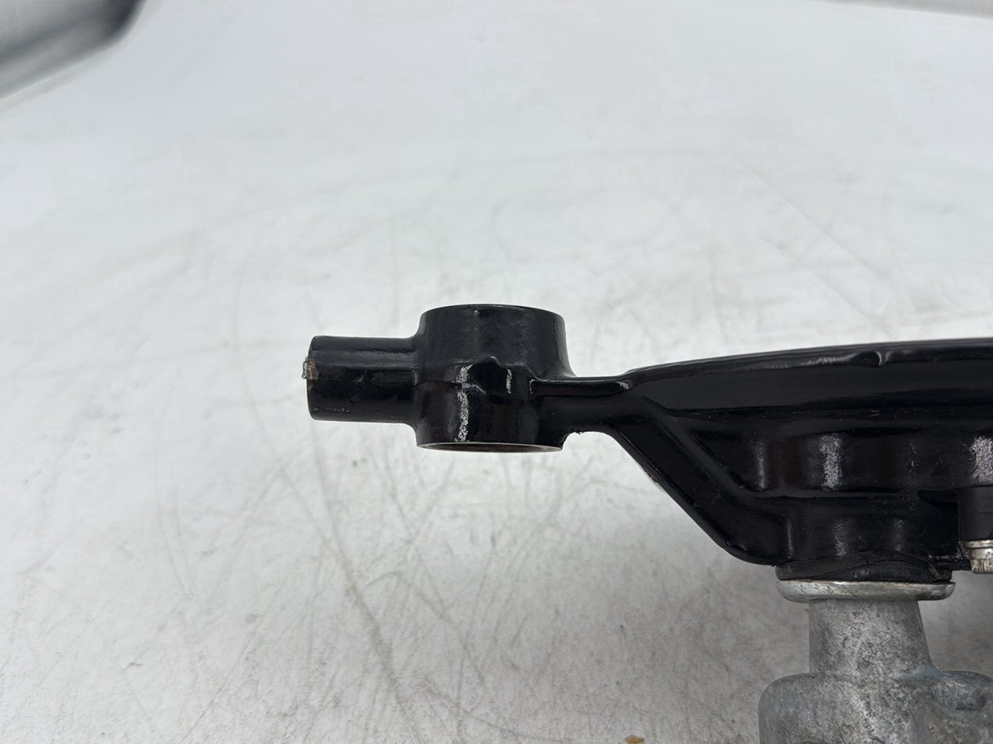 2013 Harley Electra Glide Touring Ultra FLHTCUI OEM Front Fork Upper Triple Tree Clamps