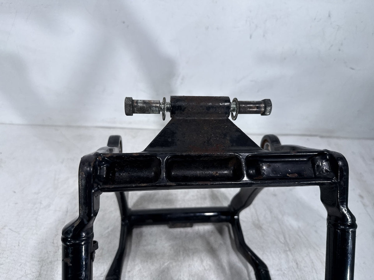 2001 Harley Fat Boy Softail FLSTF OEM Rear Fork Swingarm Swing Arm 47573-00A