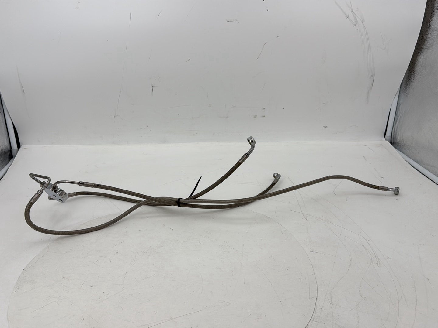 1999 - 2006 Harley-Davidson Touring CVO Screamin Eagle Road King Front Brake Hose Line Pipe 46231-02B