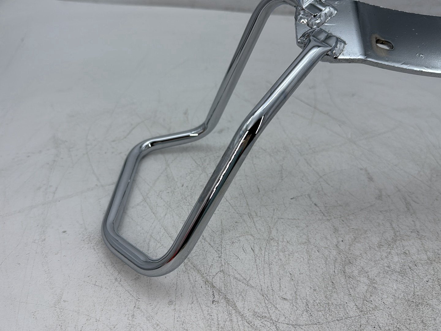 2005 Harley Electra Glide Touring Ultra FLHTCUI OEM Rear Passenger Handrail Grab Bar Hand Rail