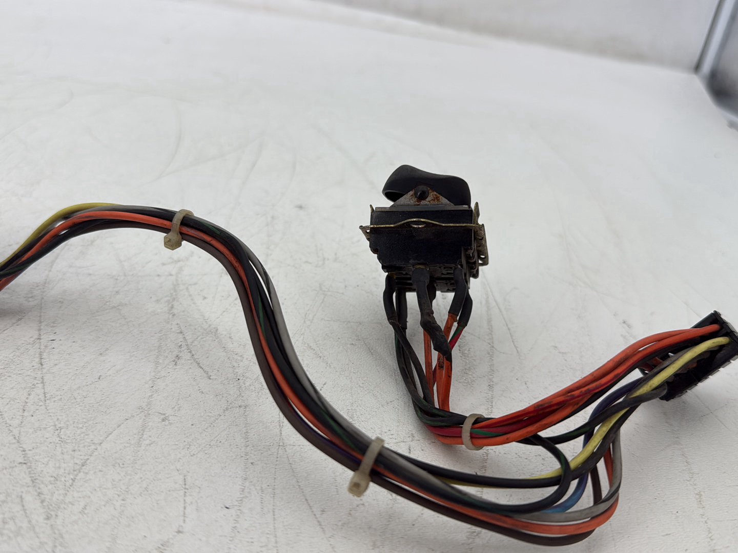 2013 Harley Forty-Eight Sportster 1200X OEM Inner Fairing Wire Wiring Harness Switch