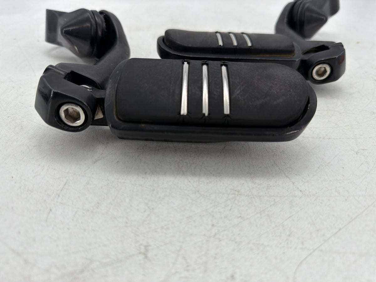 2010 Harley Electra Glide Touring Ultra OEM Front Right Left Highway Foot Pegs