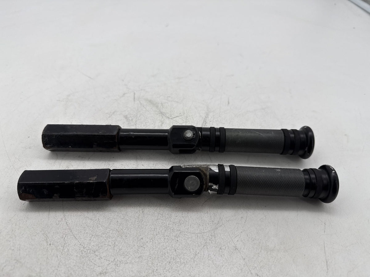 2008 Harley Softail Custom FXSTC OEM Passenger Left & Right Foot Pegs