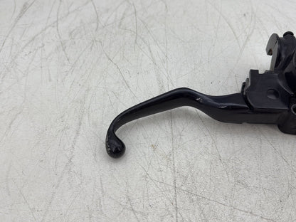 2004 Harley Sportster XL883C 883 Custom OEM Front Right Brake Lever Master Cylinder