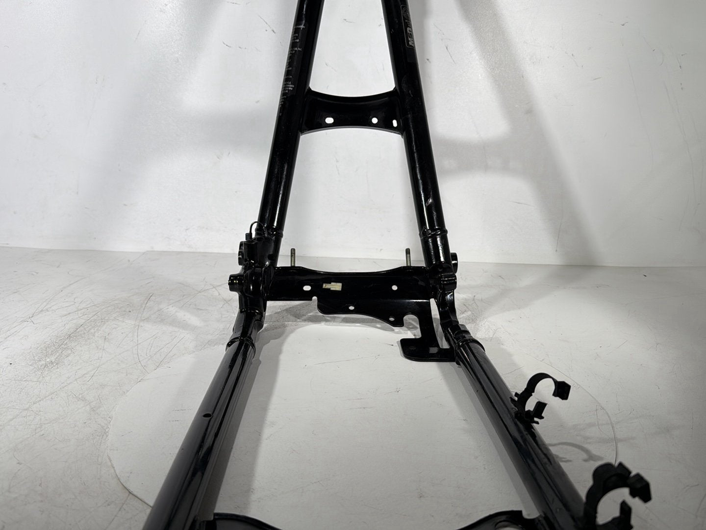 2007 - 2016 Harley-Davidson Touring Electra Glide Ultra Body Main Frame Chassis CLN CLR 47900-10BHP