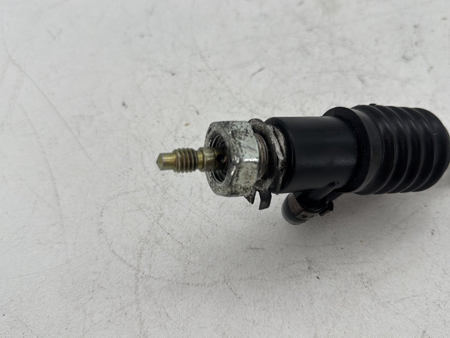 1996 Harley Road King Touring Police FLHPI OEM Rear Stop Brake Master Cylinder