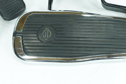 1999 - 2006 Harley-Davidson Softail Deluxe Left Right Driver Floorboard Foot Rest 42431-00A