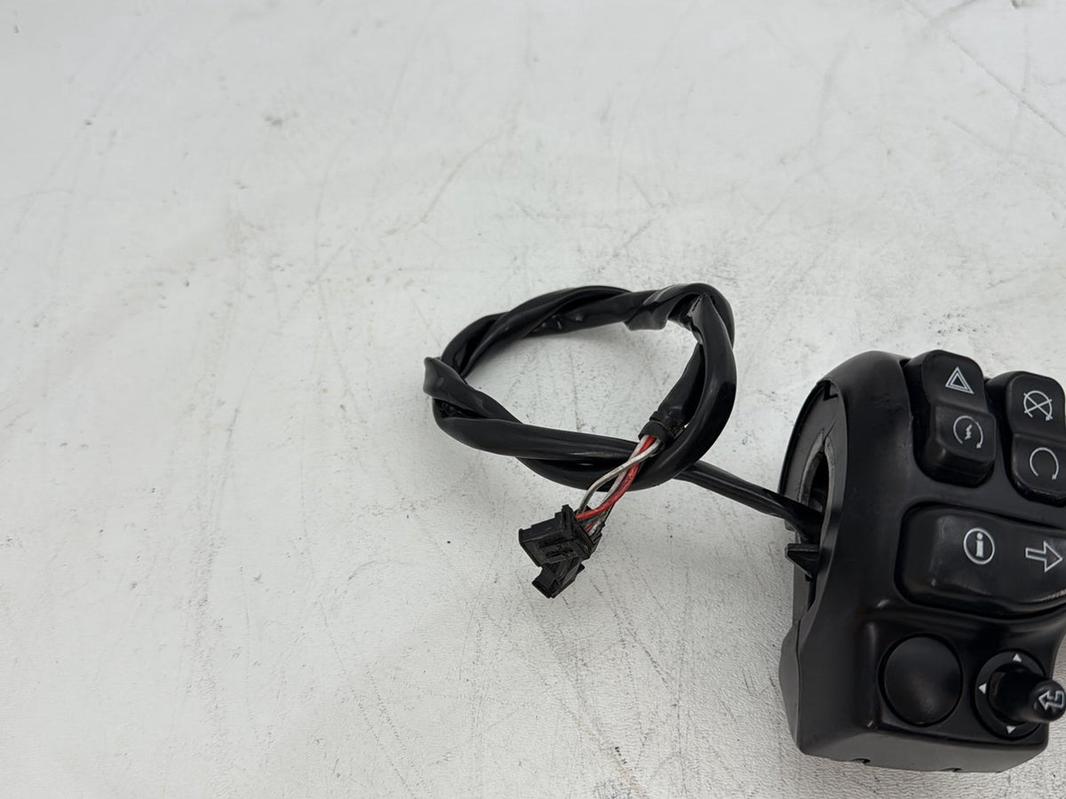 2018 Harley Electra Glide Touring OEM Right Engine Start Kill Switches Controls