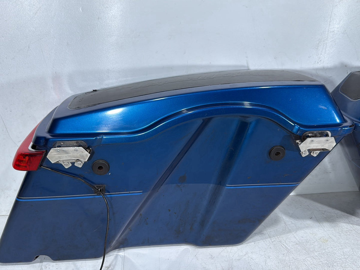 2006 Harley Electra Glide Touring Ultra FLHTCUI OEM Left Right Saddlebags Luggage NOKey