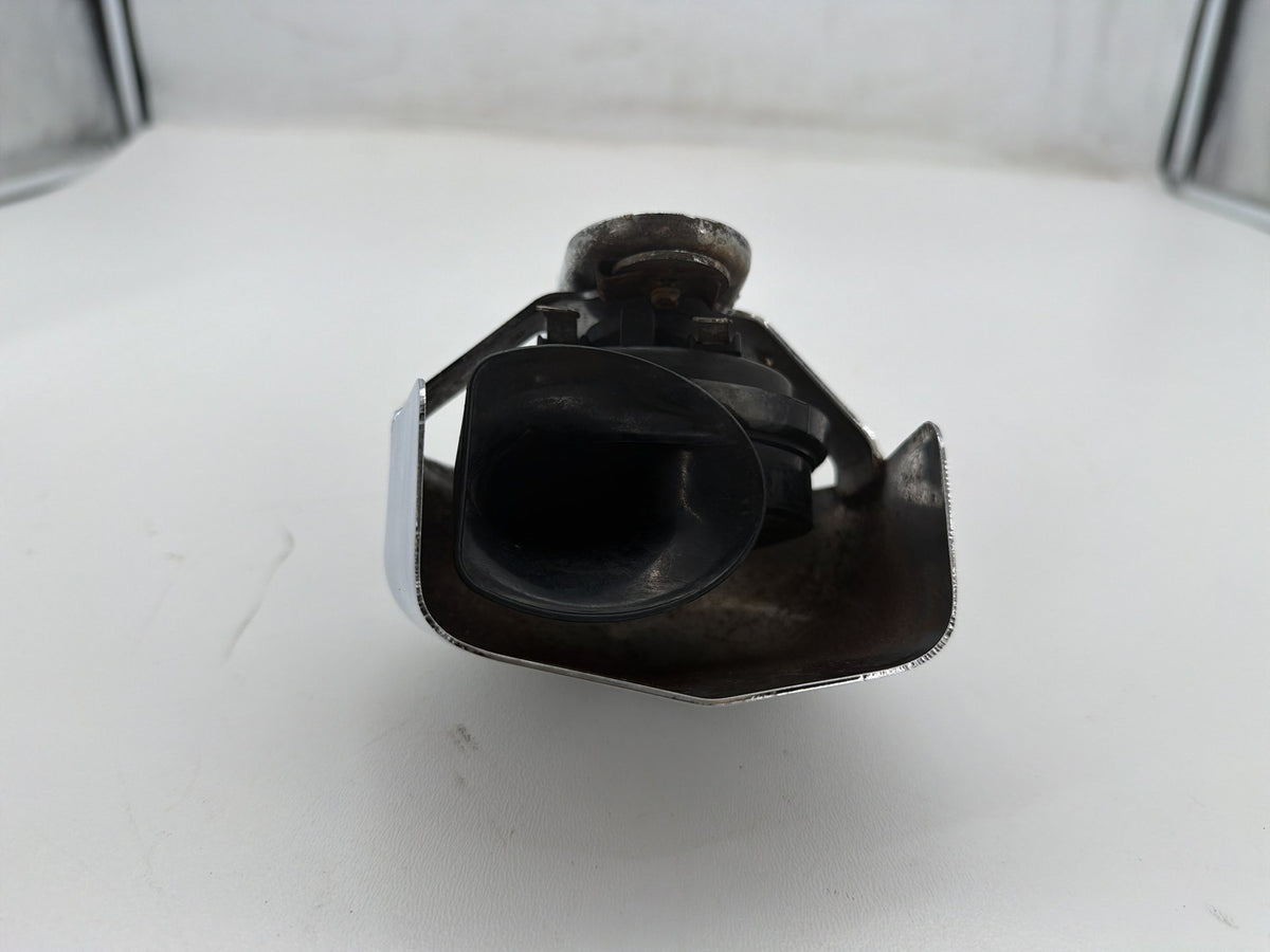 2006 Harley Electra Glide Touring Classic OEM Horn Signal Klaxon Chrome Cover