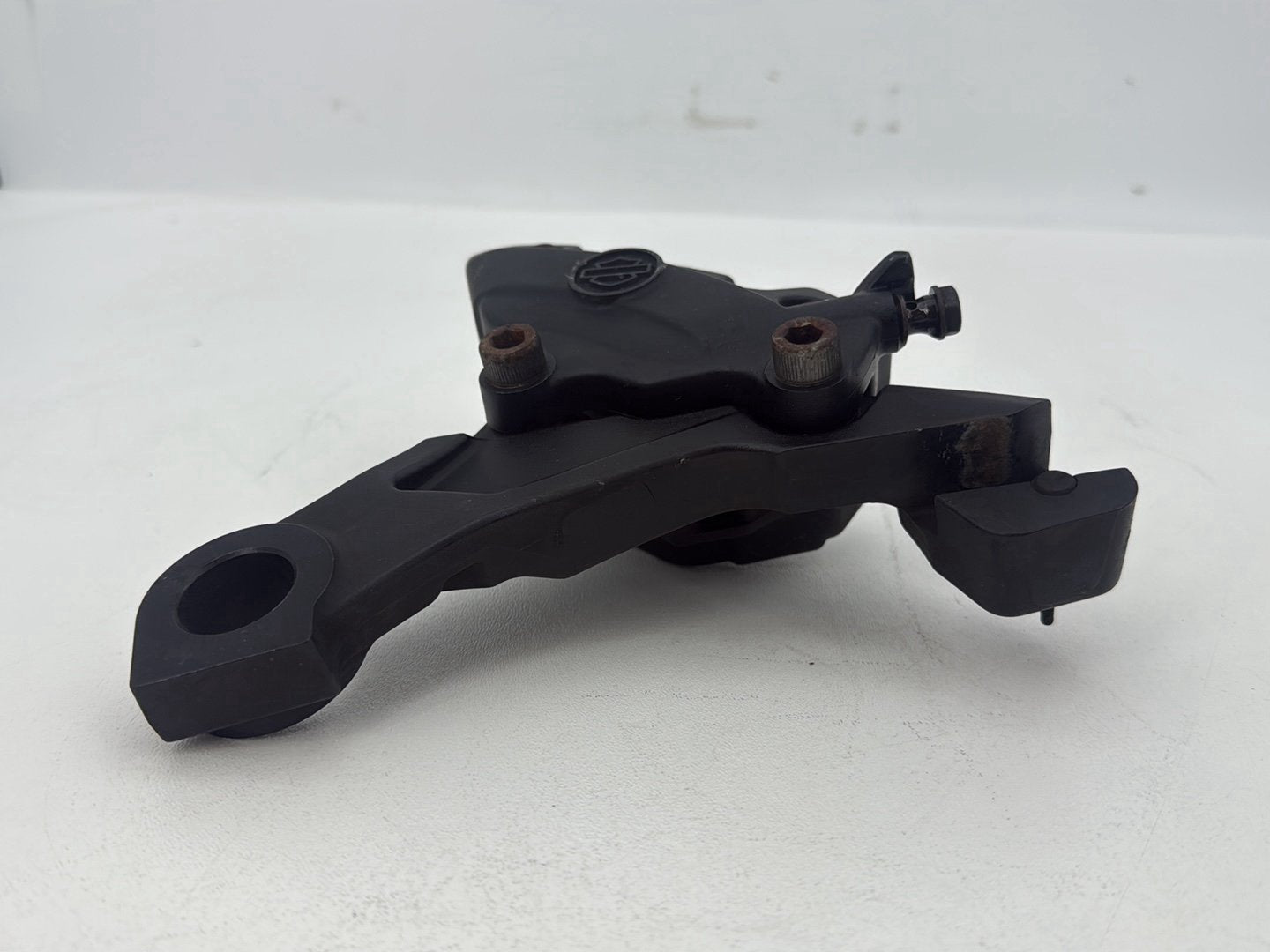 2007 - 2011 Harley-Davidson Touring Street Glide Rear Back Brake Caliper w/ Bracket 	44080-08B