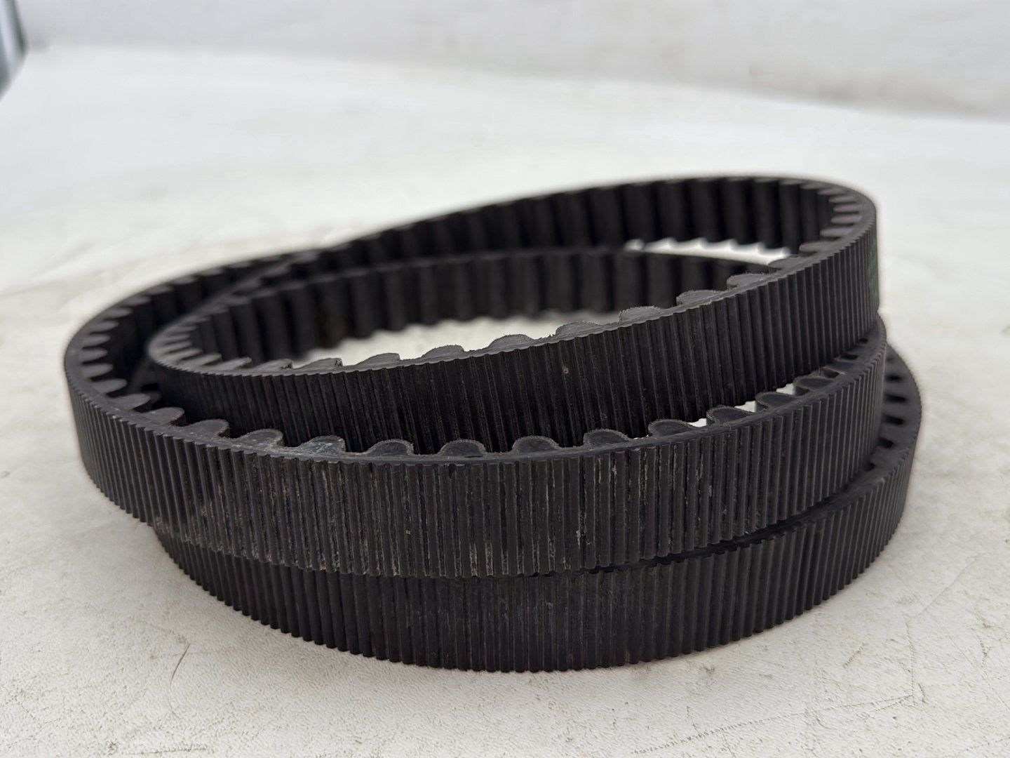 2012 Harley Street Glide Touring FLHX OEM Rear Drive Belt