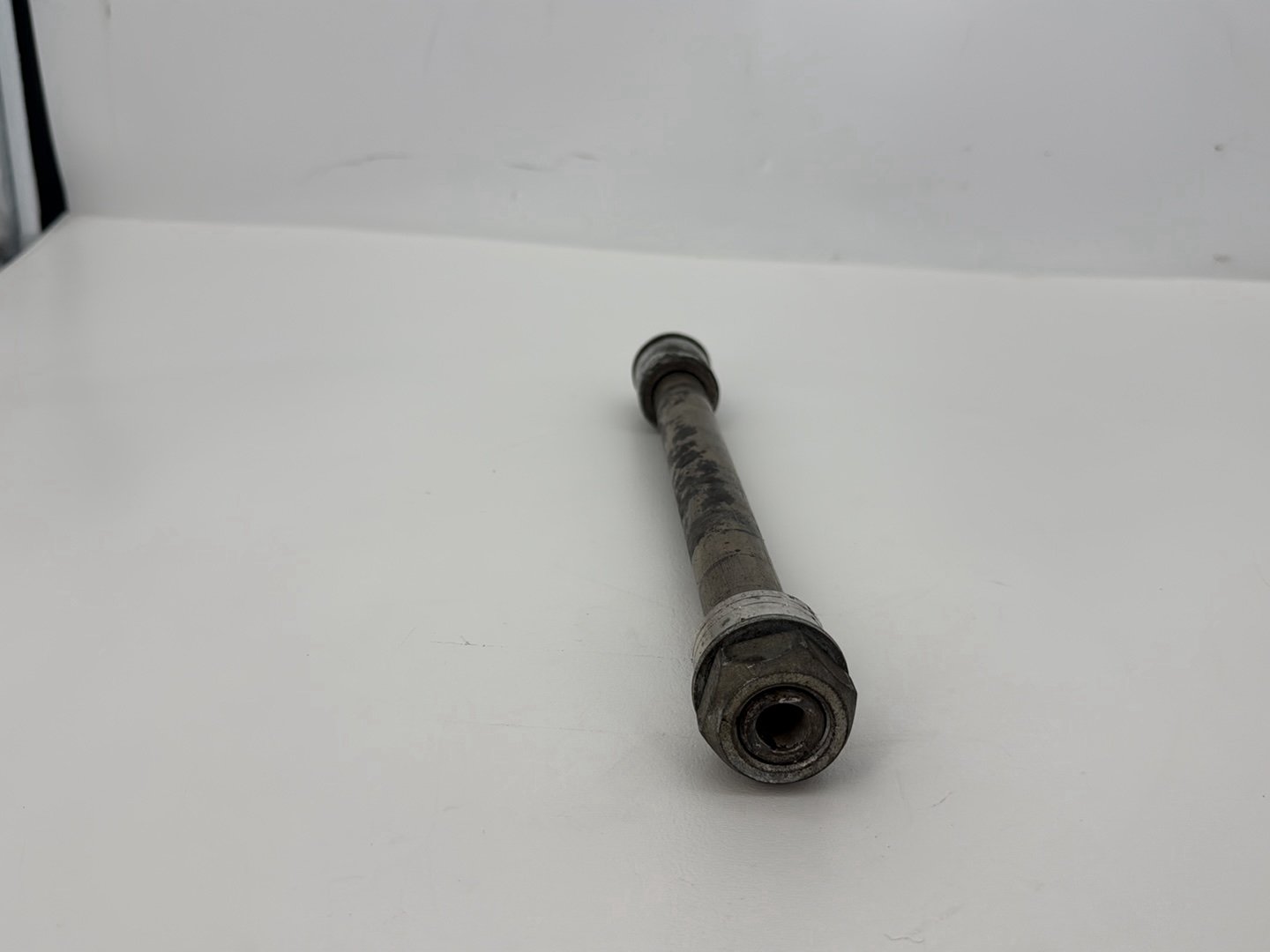 2014 Harley Sportster XL883L 883 SuperLow OEM Rear Wheel Axle Bolt Shaft