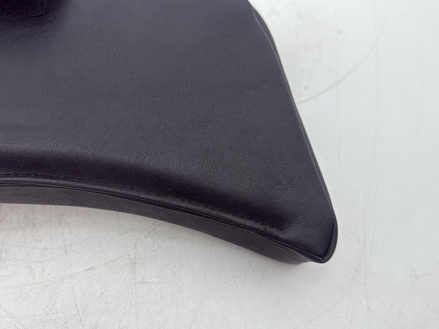 2007 Harley Touring FLHTCU Electra Glide Ultra OEM Rear Passenger Backrest Cushion Pad