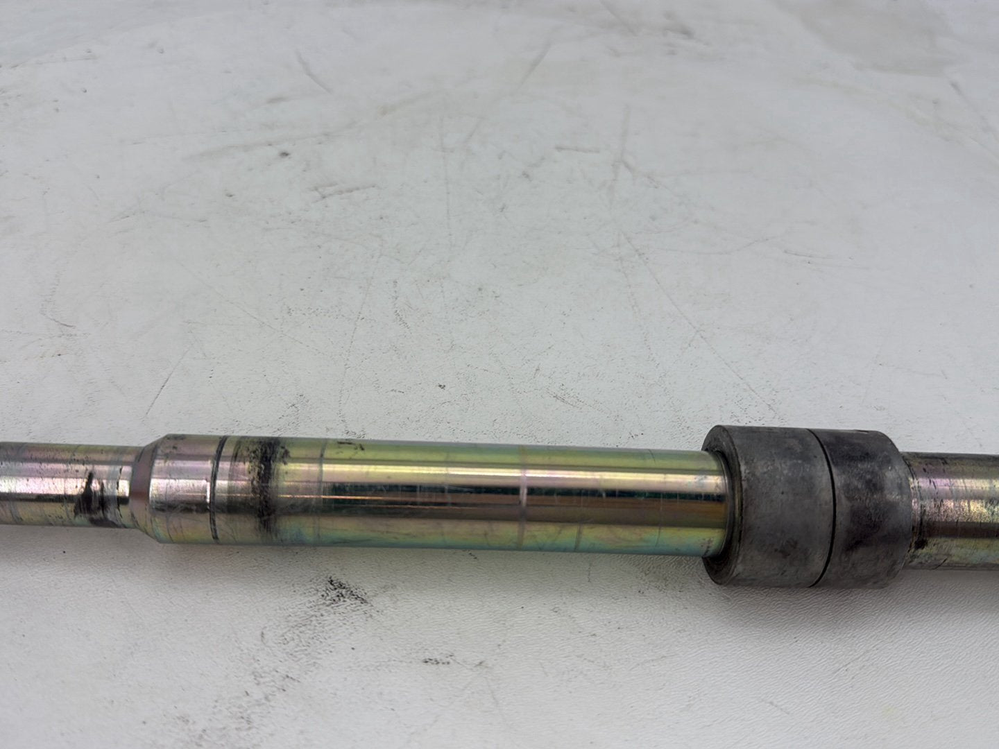 2006 Harley Dyna Super Glide Custom FXDCI OEM Front Wheel Axle Bolt Shaft