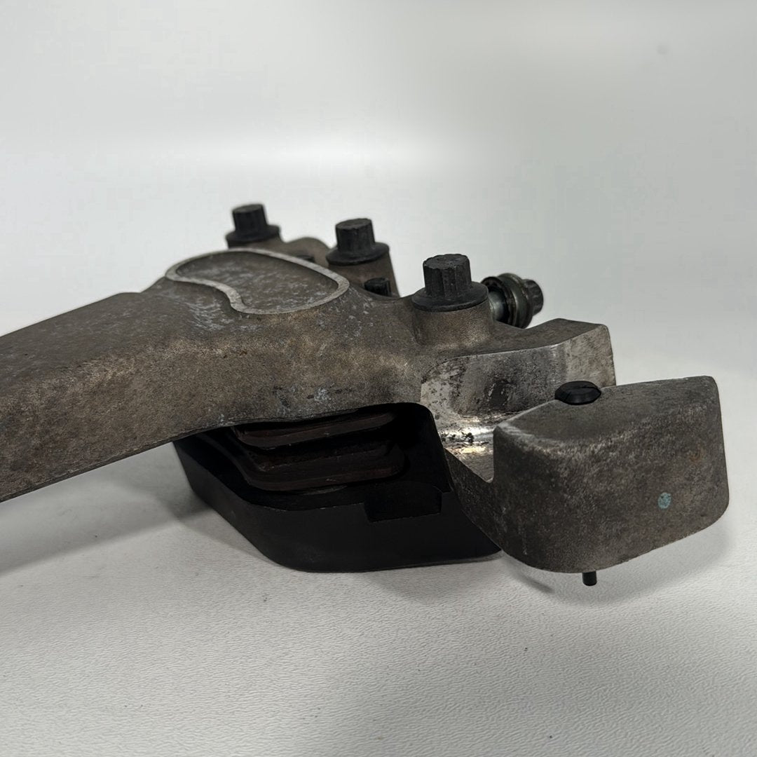 1999 - 2006 Harley-Davidson Touring Electra Glide Classic Rear Back Brake Caliper 44080-02C