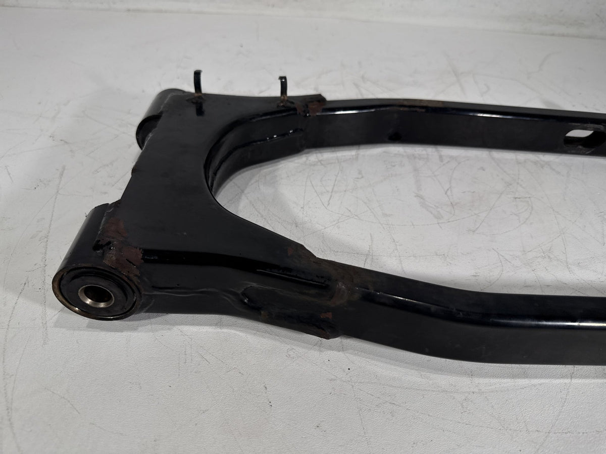 1996 Harley Electra Glide Touring Ultra OEM Rear Fork Swingarm Swing Arm