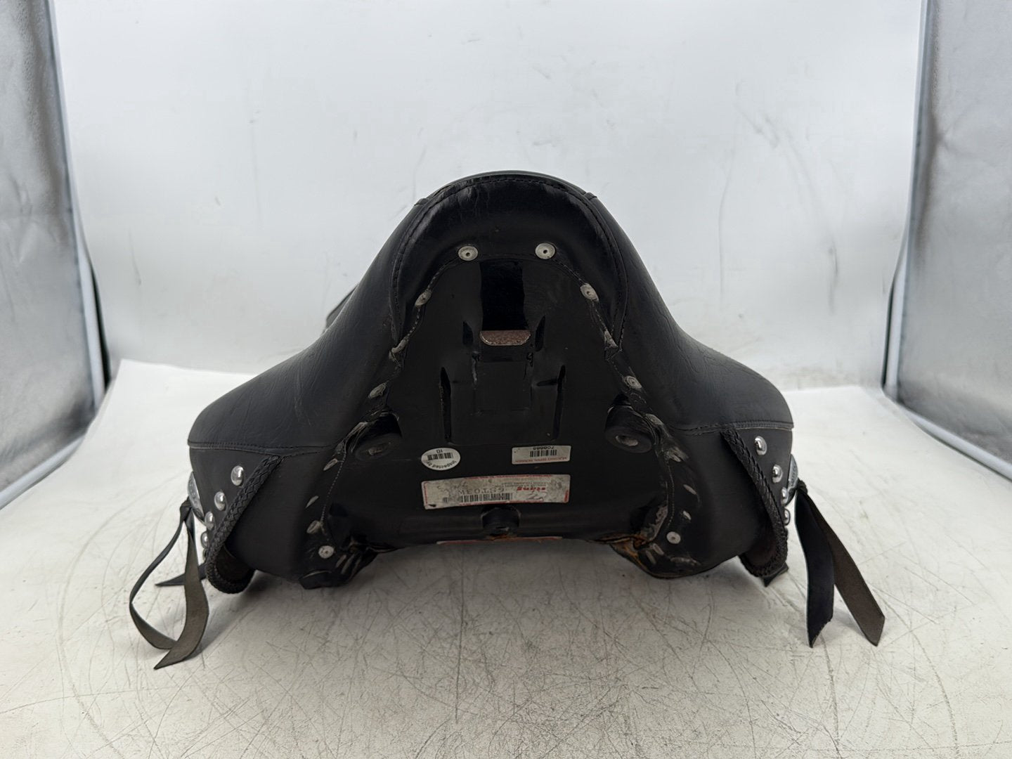2000 Harley Softail FLSTC Heritage Classic OEM Passenger Rider Driver Seat Saddle