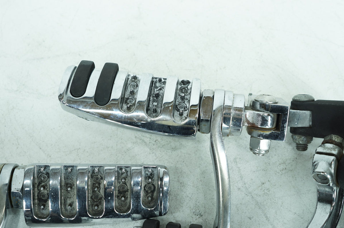 2008 Harley Dyna FXDWG 105th Wide Glide OEM Left Right Foot Brake Control Pegs