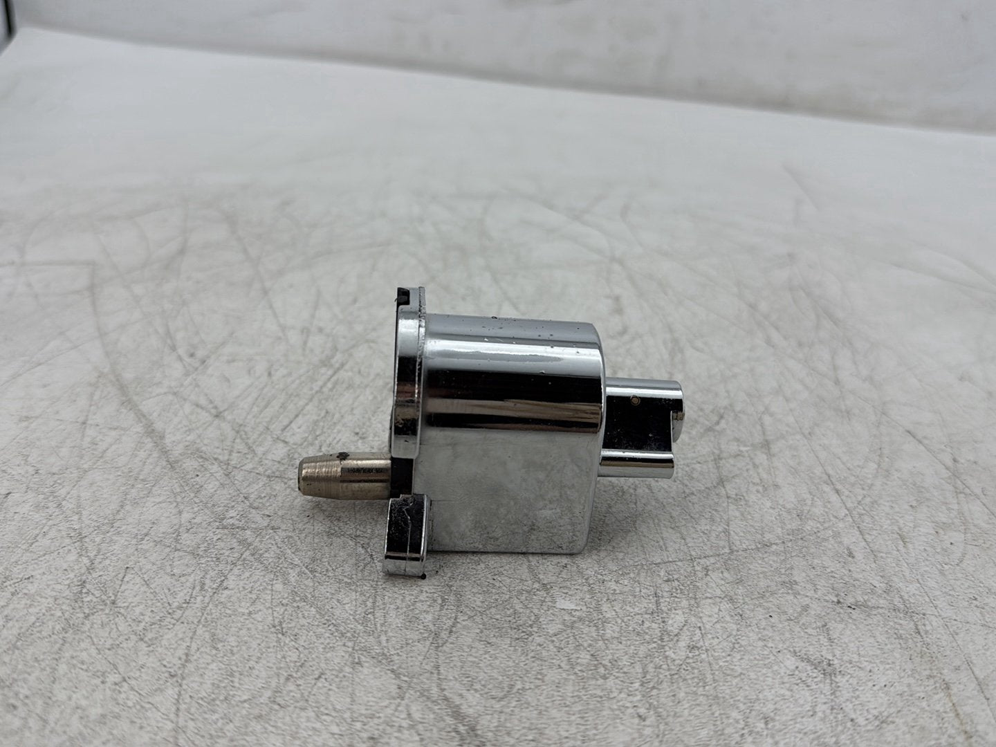 1995 Harley Road King Touring Fork Lock Switch Cylinder Barrel Lockset NOKey