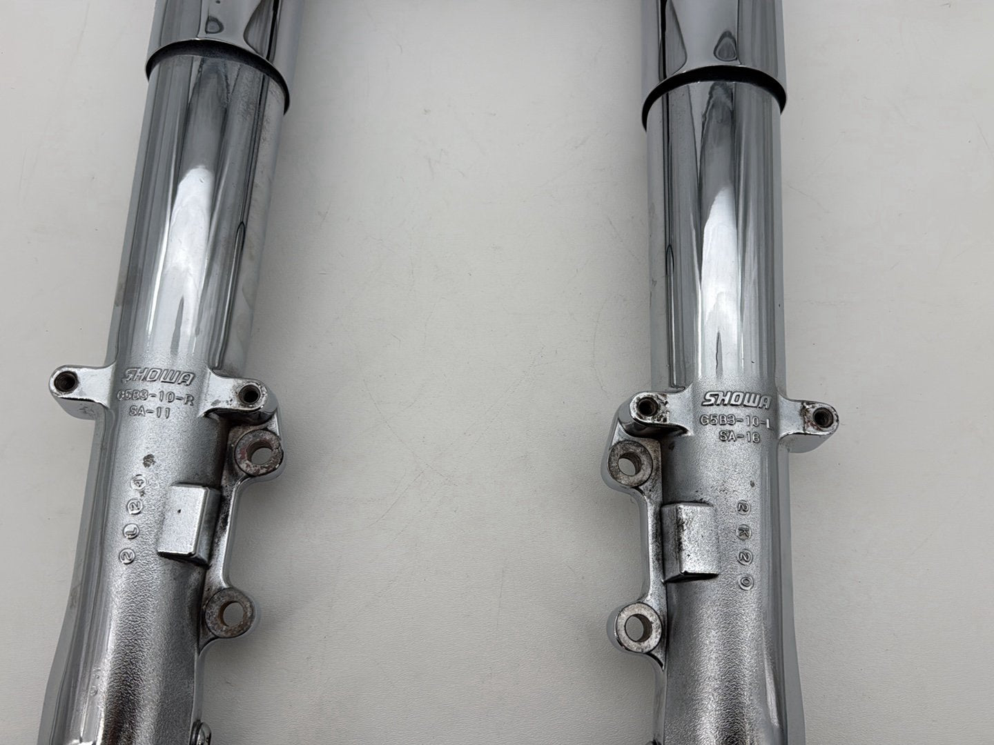 2013 Harley Street Glide Touring FLHX OEM Front Triple Tree Set & LH RH Fork Legs Sliders