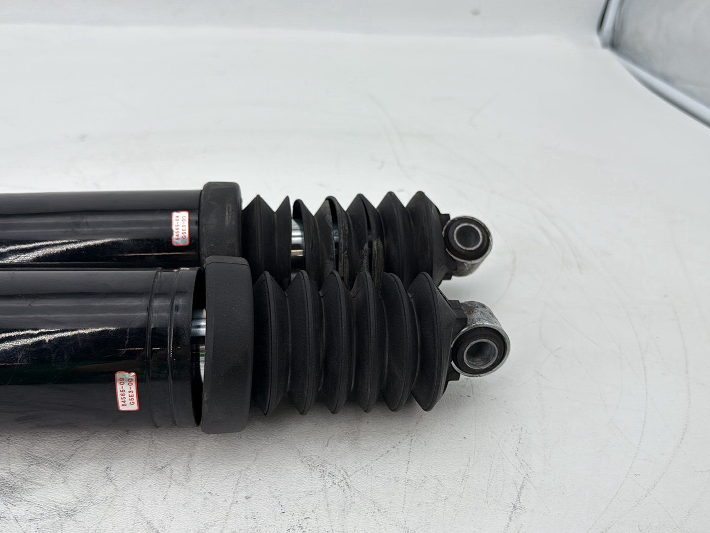 2007 - 2016 Harley-Davidson Touring Electra Glide Ultra Rear Left Right Shock Absorbers 54565-09