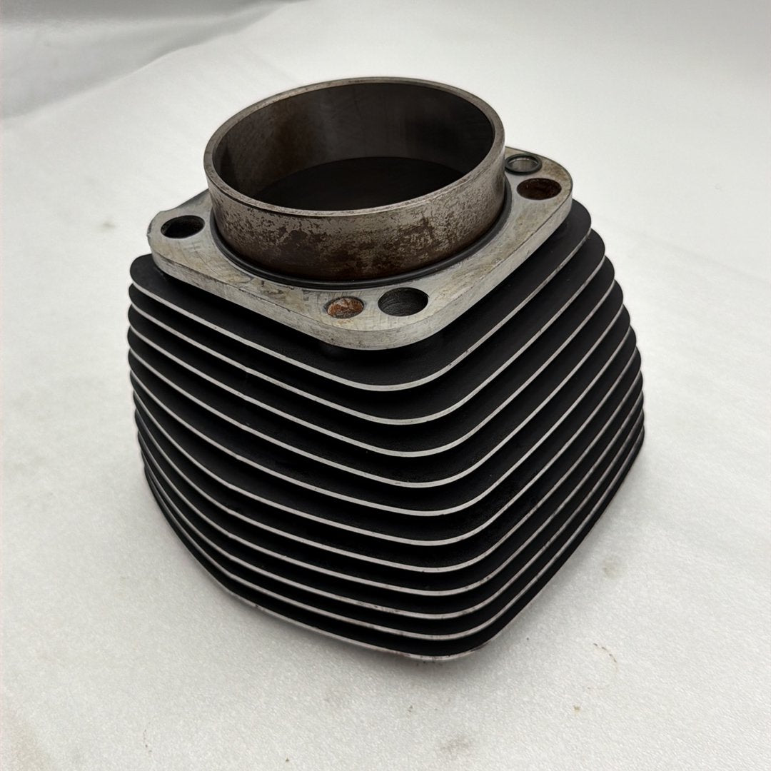 2000 - 2006 Harley-Davidson Dyna Wide Glide Twin Cam Engine Jug 1 Cylinder Barrel 16526-99