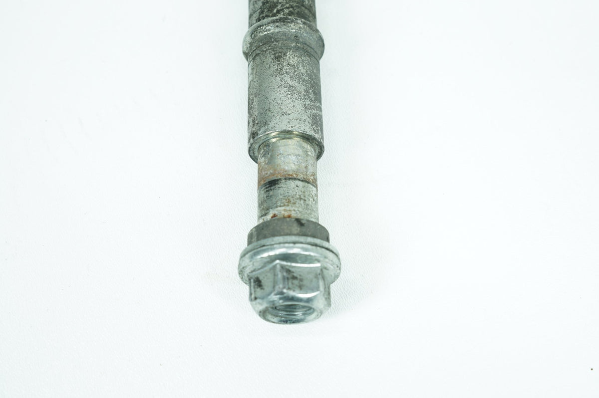 2007 - 2011 Harley-Davidson Softail Heritage Classic Engine Mount Pivot Bolt Shaft 48093-00