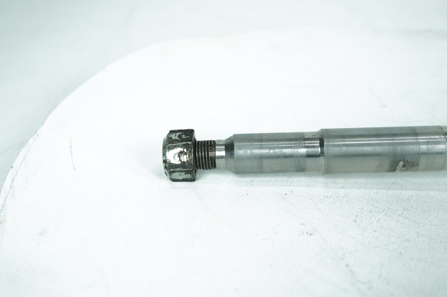 1999 - 2006 Harley-Davidson Softail Fat Boy Front Wheel Axle Bolt Shaft 41584-86A