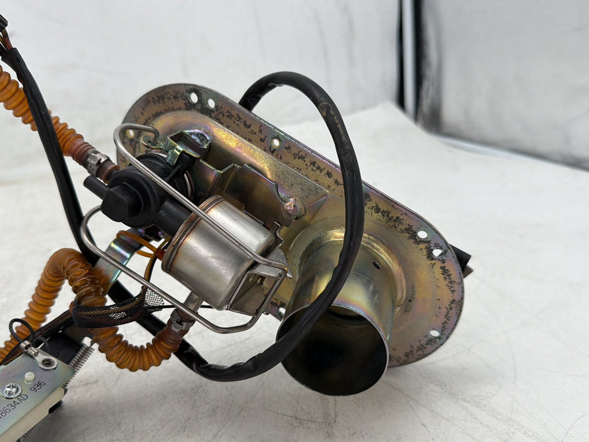 2006 Harley Electra Glide Touring OEM Fuel Pump Gas Gasoline Petrol Sending
