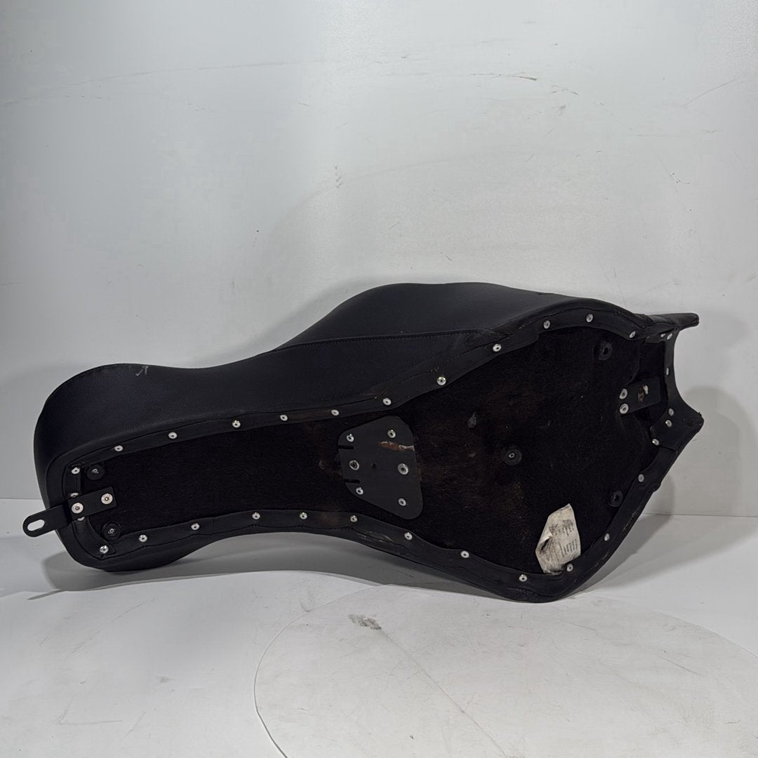 2017 - 2026 Harley-Davidson Softail Heritage Classic 114 Passenger Rider Driver Seat Saddle SADDLEMEN
