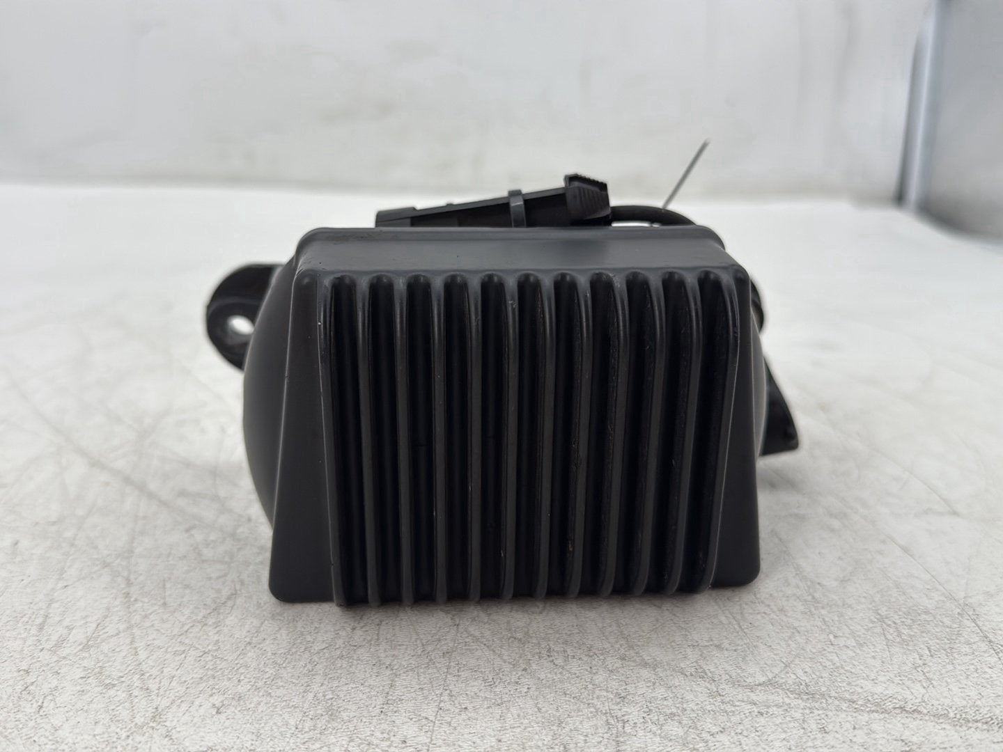 2005 Harley Electra Glide Touring Ultra FLHTCUI OEM Voltage Regulator Rectifier
