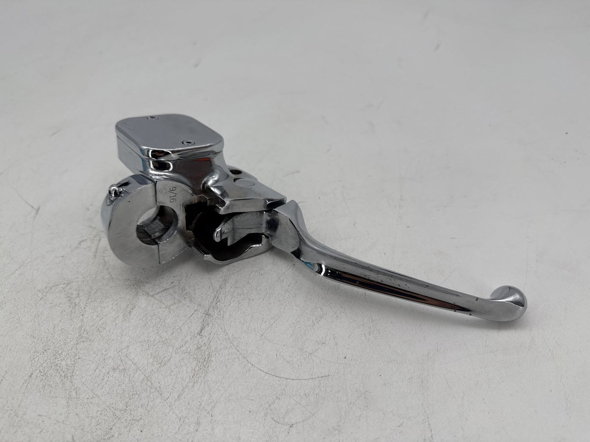 1997 Harley Heritage Softail Classic OEM Front Right Brake Lever Master Cylinder