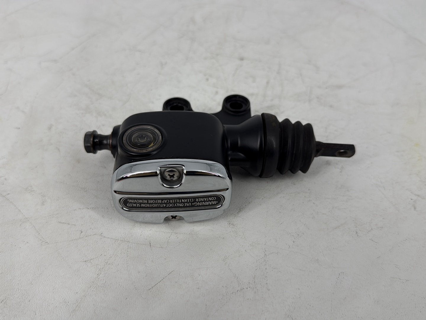 2008 - 2016 Harley-Davidson Touring Street Glide Rear Brake Master Cylinder Reservoir 41763-08C