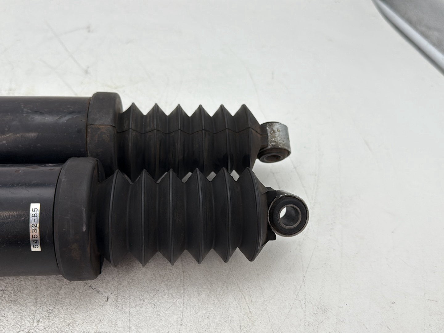 1996 Harley Electra Glide Touring FLHT OEM Rear Left Right Shock Absorbers