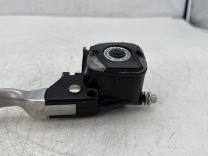 2005 Harley Electra Glide Touring Ultra FLHTCUI OEM Front Right Brake Lever Master Cylinder