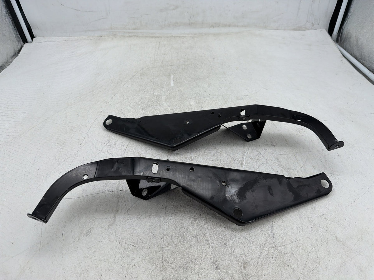2003 Harley Electra Glide Touring Ultra OEM Right Left Fairing Support Brackets
