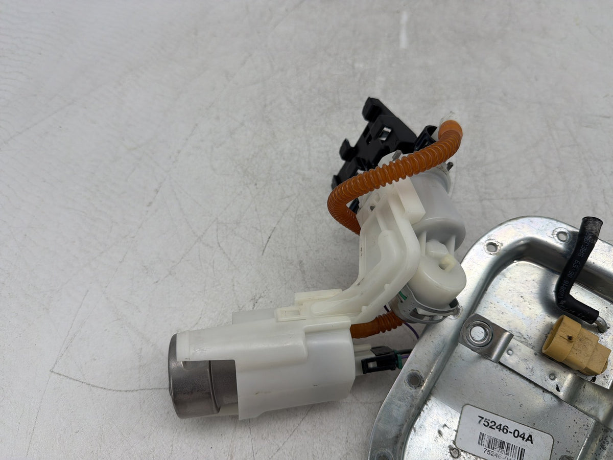 2017 Harley Dyna Street Bob FXDB OEM Fuel Pump Gas Gasoline Petrol Sending