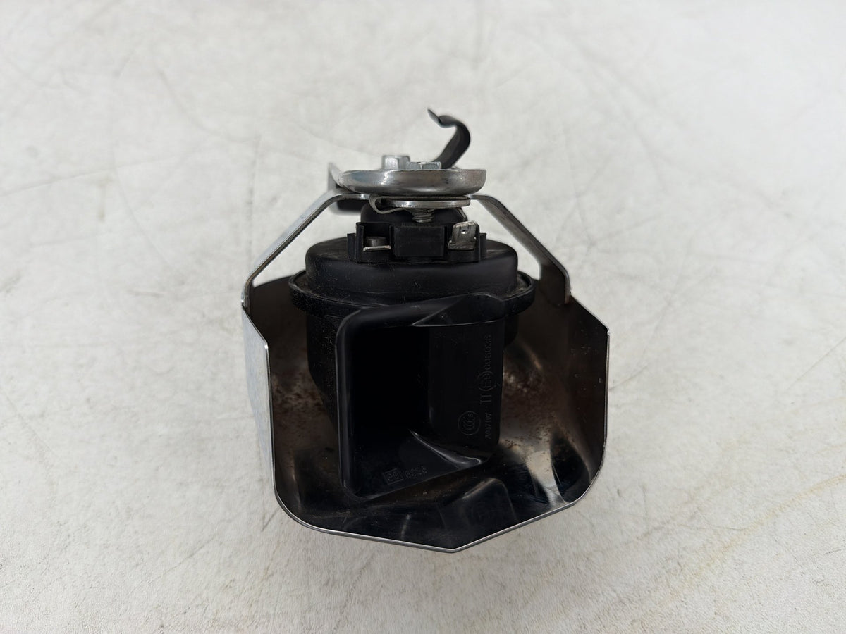 2013 Harley Electra Glide Touring FLHTCU OEM Horn Signal Klaxon Chrome Cover