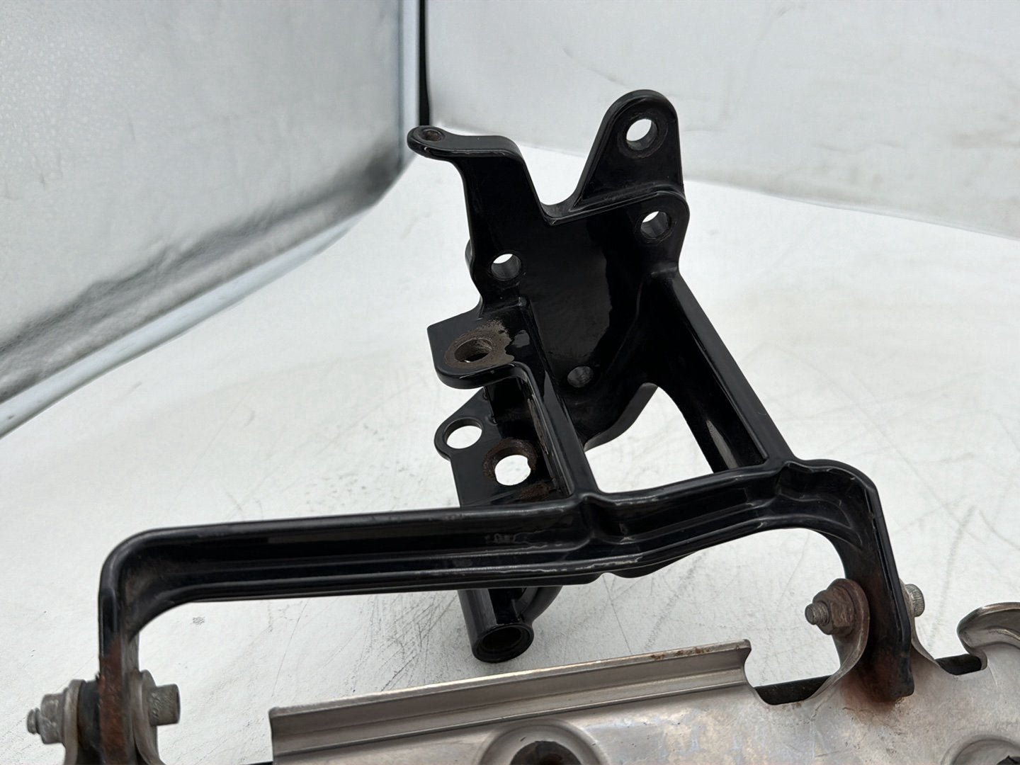 2011 Harley Heritage Softail Classic FLSTC OEM Left Right Driver Floorboard Foot Rest