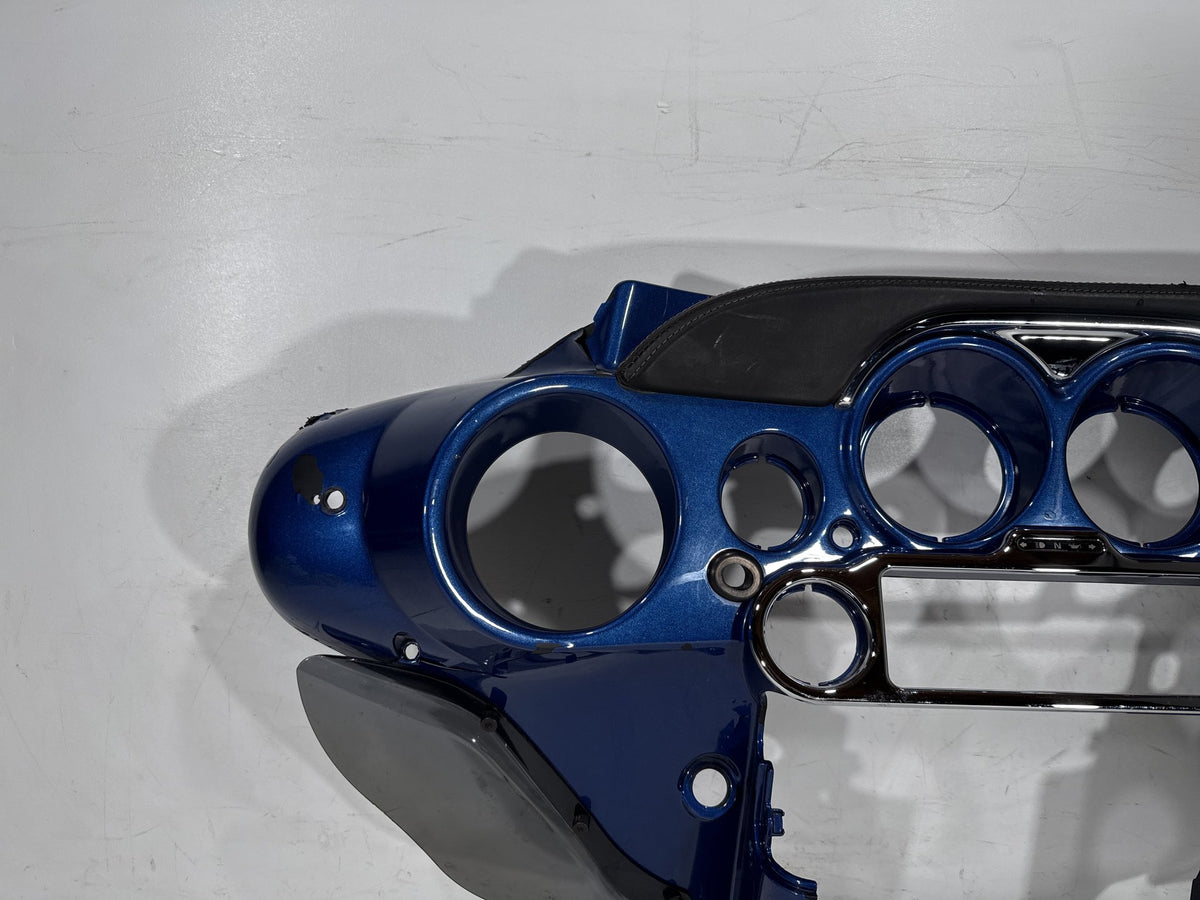 07 Harley Electra Glide Touring CVO Eagle OEM Front Inner Batwing Fairing Cover