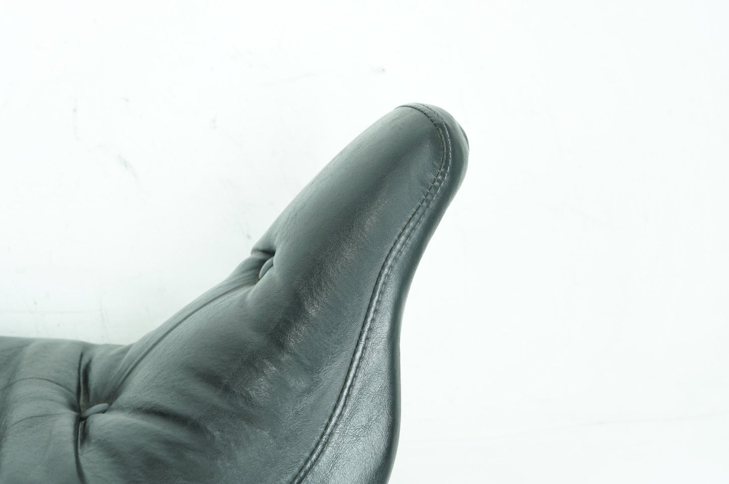 1999 - 2006 Harley-Davidson Touring Road King Classic Passenger Rider Driver Seat Saddle 	51704-05