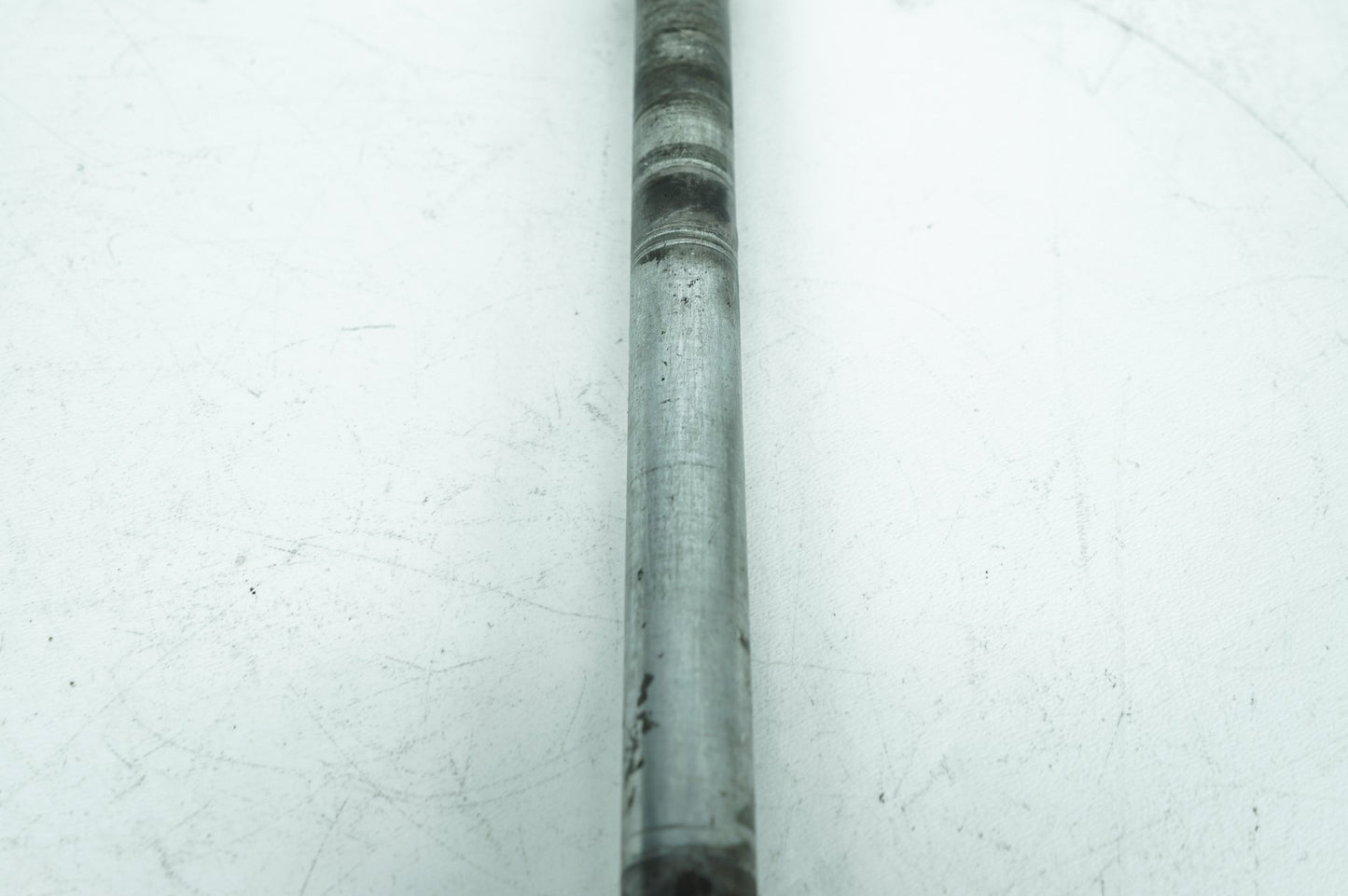 1984 - 1998 Harley-Davidson Touring Road King Classic Rear Wheel Axle Bolt Shaft 41110-79A