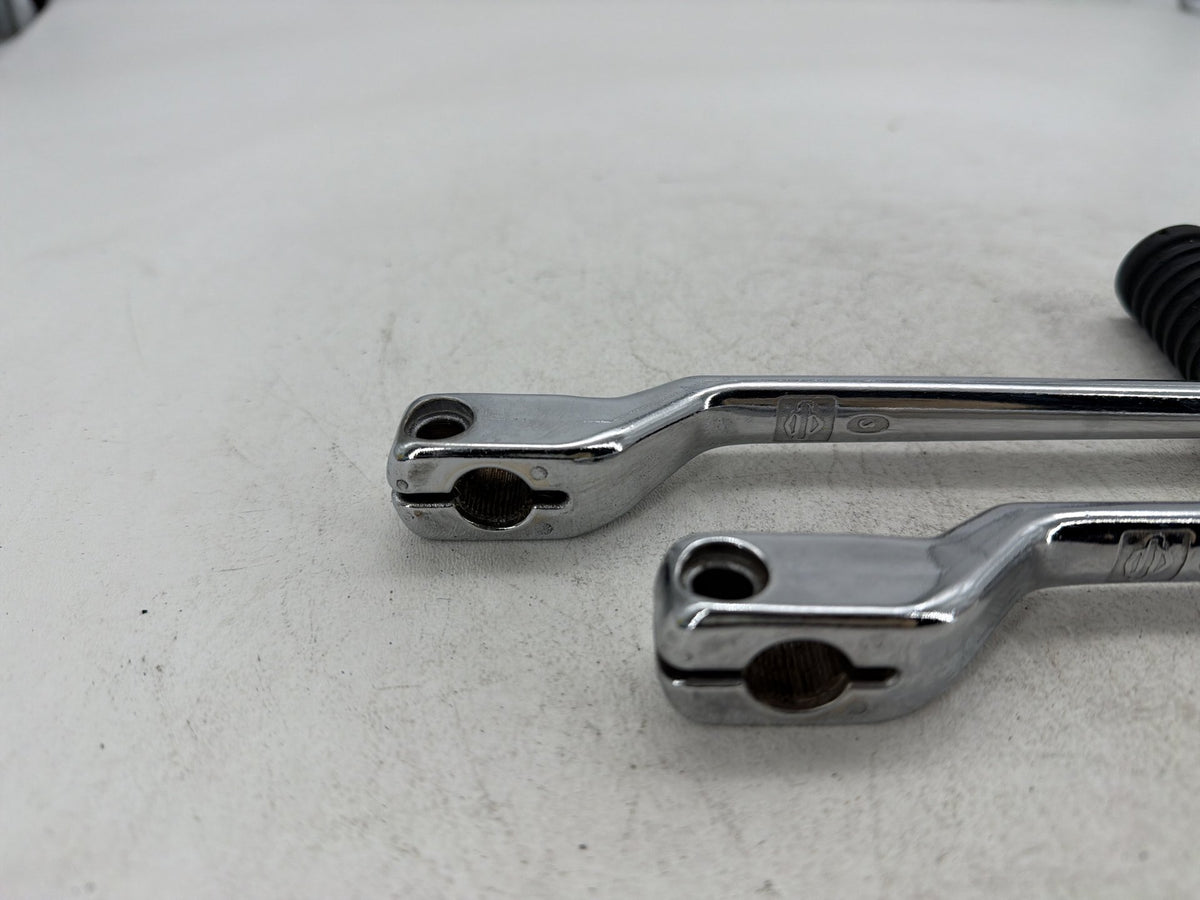 2012 Harley Electra Glide Touring Ultra OEM Gear Shifter Lever Pedal Pedals